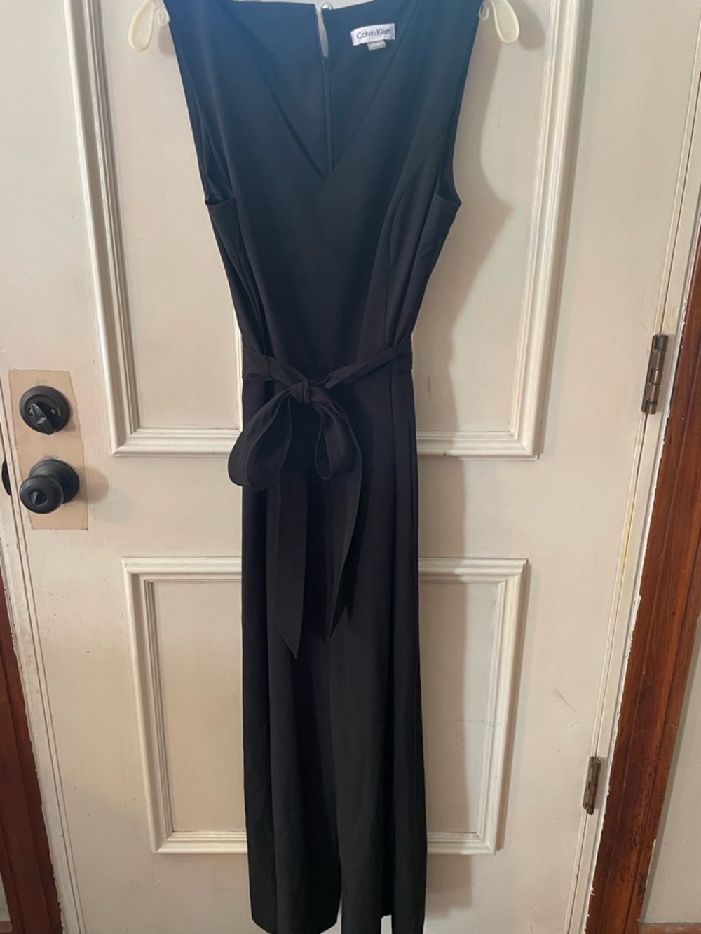 Calvin Klein Black Sleeveless V-Neck Tie-Waist Maxi Dress